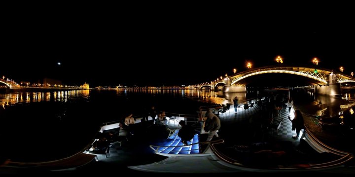 3D VR 360 VIDEO.5K. Evening bridges of Budapest. Вечерние мосты Будапешта.