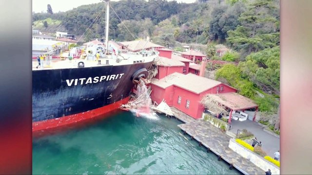 DESTROYED | seconds the ship crashes so tragically