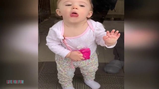 ПРИКОЛЫ / Смешные Видео 2021 / Самые смешные смутьяны дети делают все что застряли