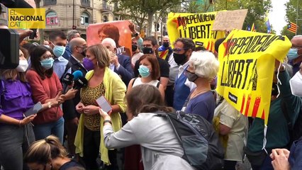 Ambient a la concentració contra la detenció de Puigdemont