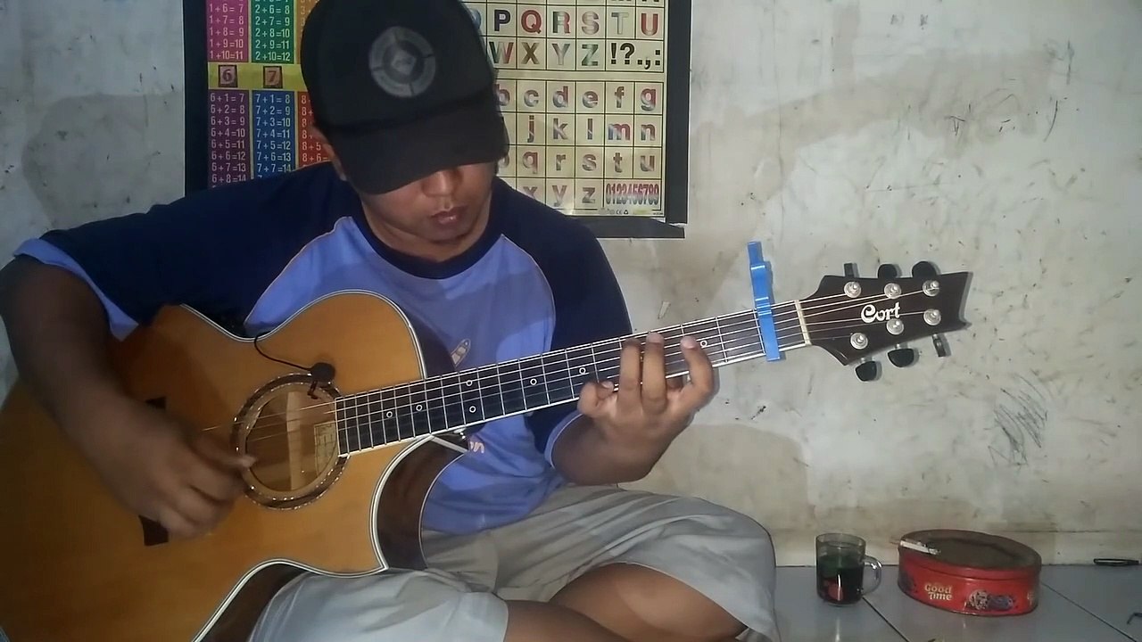 Queen - Bohemian Rhapsody ( Amazing fingerstyle cover guitar By: Alip Ba Ta)