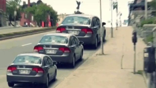 Illusion d’optique, cette voiture géante rend dingue les internautes