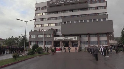 Trafik kazasında ölen komiser yardımcısının cenazesi memleketine uğurlandı