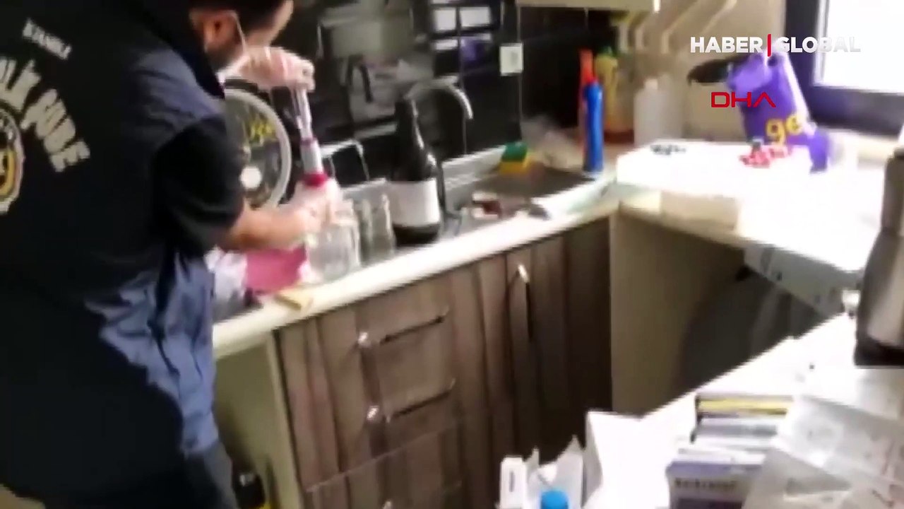 İstanbul’da sahte koronavirüs ilacı operasyonu: 4,5 milyon TL’lik sahte ilaç ele geçirildi