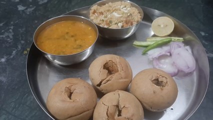 राजस्थान की पारंपरिक दाल बाटी चूरमा बनाने का परफेक्ट तरीका | Dal Bati Churma /Famous Dal Bati khasta