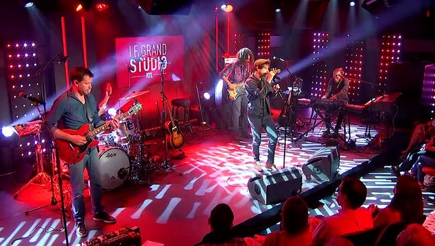 Gauvain Sers interprète La France des gens qui passent dans Le Grand Studio RTL