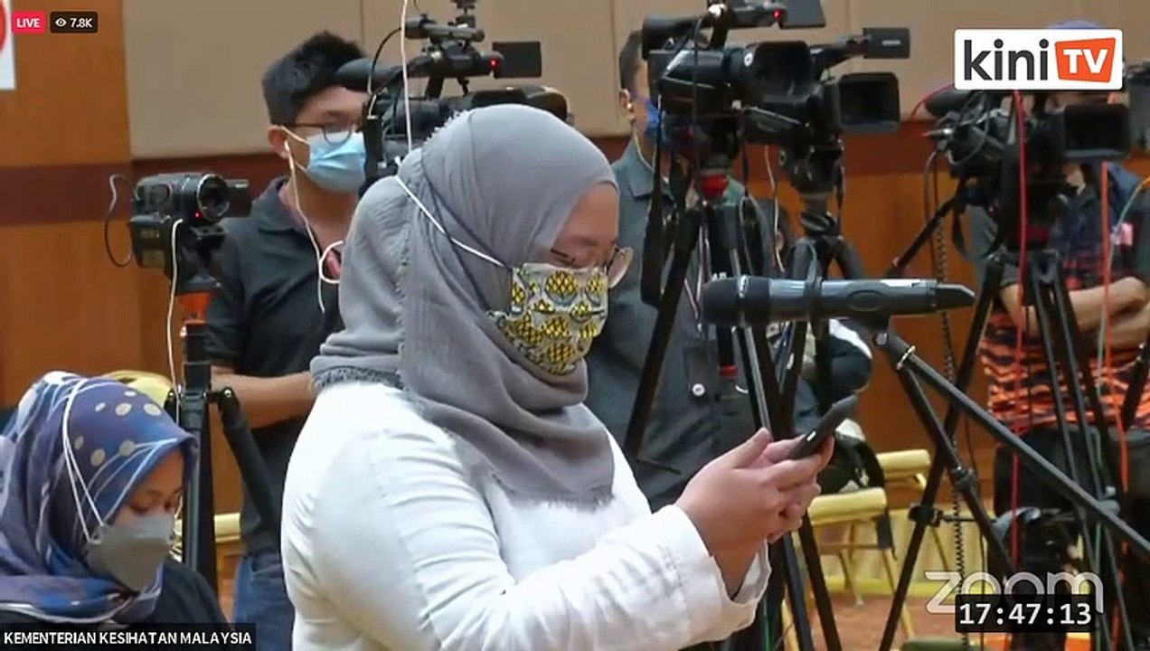 LIVE: Sidang media Menteri Kesihatan Khairy Jamaluddin