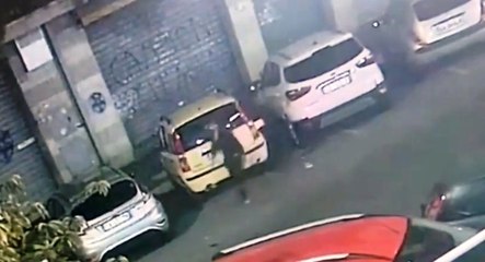 Roma - Incendiavano auto, scooter: presi piromani di San Giovanni e Garbatella (24.09.21)