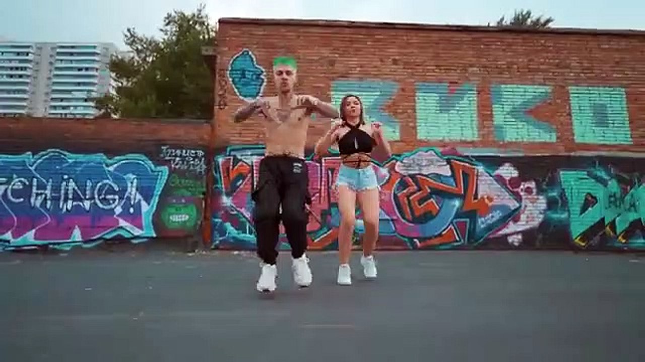 Shake it Shake it ( Ogirinal Mix ) Shuffle Dance BEAUTIFUL GIRL Music Remix 2021