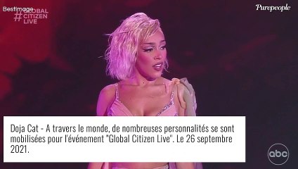 Angelina Jolie en couple avec The Weeknd ? Le chanteur déjà très proche d'une autre femme...