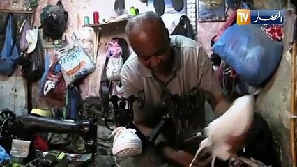 غليزان: عمي بغداد  ..أزيد من 40 سنة كإسكافي بمدينة يلل
