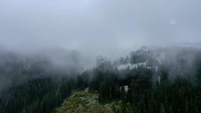KASTAMONU - Karla kaplanan Anadolu'nun yüce dağı görsel şölen sunuyor