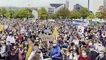 Los ecologistas sacan músculo en Alemania | 'Tenéis que votar' les dice Greta Thunberg
