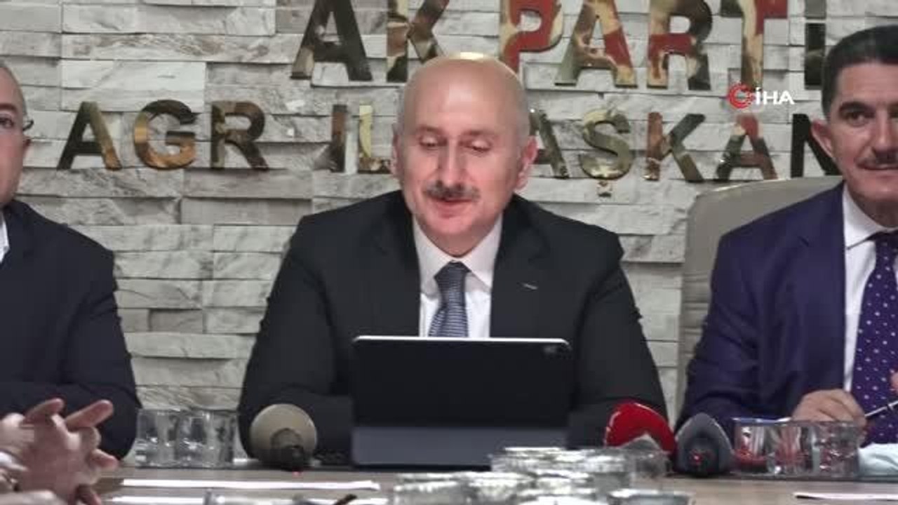 Son dakika haberleri | Bakan Karaismailoğlu: " Ağrı genelindeki bölünmüş yol uzunluğunu 17 kilometreden aldık, 24 kat artırarak 386 kilometreye çıkardık"