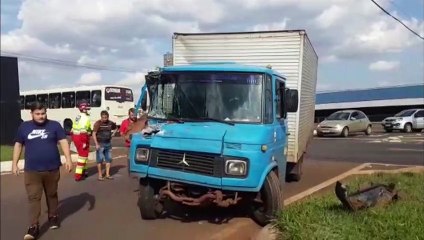 Acidente entre caminhões é registrado no Trevo da Portal em Cascavel