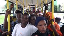 La joie des premiers passagers de la Sotra à Bouaké