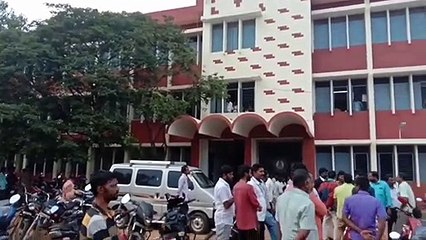 பசுபதி பாண்டியன் கொலைக்கு பழிக்கு பழியாக நிர்மலா தேவி தலையை வெட்டிய கும்பல் நீதிமன்றத்தில் சரண்திருச்சி: