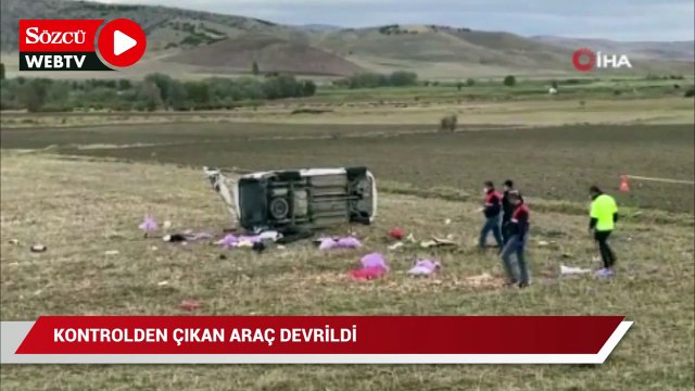 Kontrolden çıkan hafif ticari araç devrildi: 2 ölü, 3 yaralı