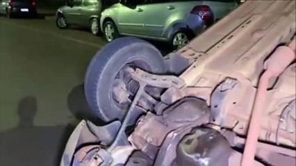 PM apreende carro envolvido em Capotamento na Avenida Tito Muffato