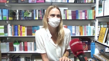 Verónica Blume firma su primer libro en la Feria del Libreo de Madrid