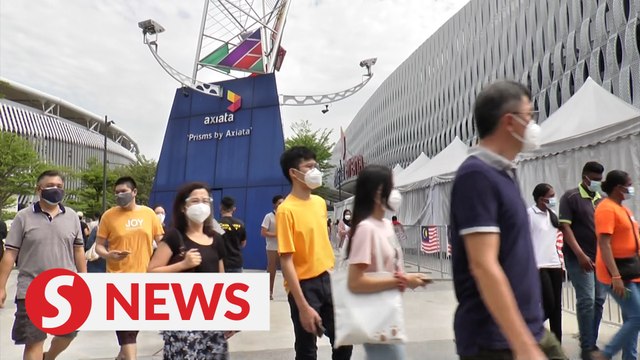 Covid-19: Teens eager for their jabs ahead of school reopening