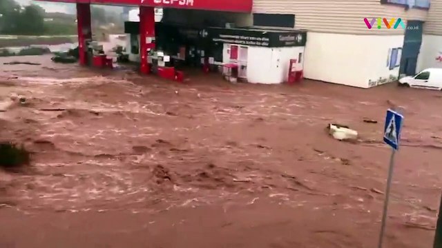 Banjir Bandang Mematikan, Tenggelamkan Kota di Spanyol!