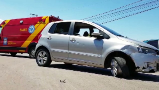 Condutor de Fox e motociclista se envolvem em colisão nas proximidades do Terminal Nordeste em Cascavel