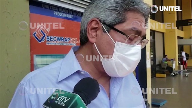 Padre de Camacho fue retenido en Viru Viru y liberado tras ser citado a declarar el 5 de octubre en La Paz