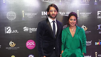 Video herunterladen: Hina Khan ने Shaheer के साथ Prestigious Iconic Gold awards में बिखेरा जलवा; Watch video | FilmiBeat