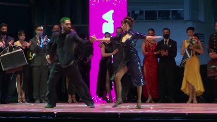 Mondial de tango à Buenos Aires : victoire de couples argentins