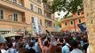 Lazio - Roma, il raduno dei tifosi biancocelesti a Ponte Milvio