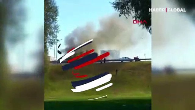 Bayrampaşa'da ağaçlık alanda yangın