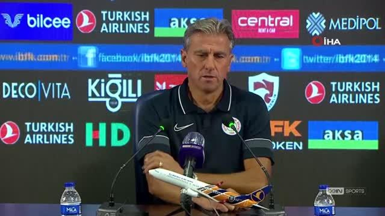 Hamza Hamzaoğlu: "Oyunculara sahip çıkıp bu takımı ayağa kaldıracağız"