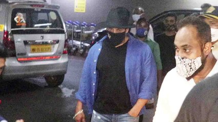 Bigg Boss 15 Grand Premier: Salman Khan Tiger 3 की शूटिंग खत्म कर शो के लिए लौटे | FilmiBeat