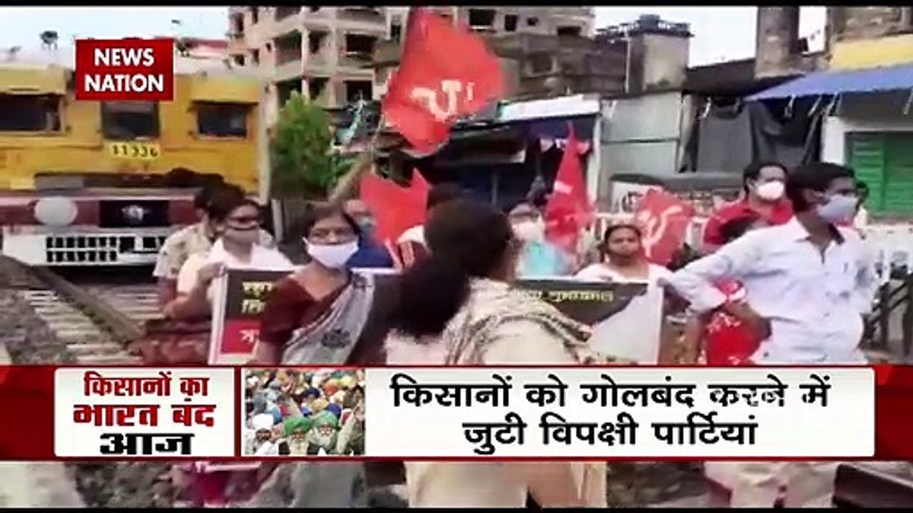 Farmers block highways, rail tracks; Delhi-UP traffic affected, Watch