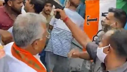 Dilip Ghosh’s security men pull out guns after scuffle
