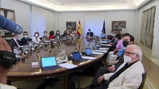 Consejo de Ministros aprobará mañana la subida del SMI hasta 965 euros