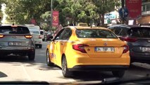 İmamoğlu'ndan taksi paylaşımı: Kaliteli bir taksi hizmeti, mutlu bir taksi şoförü için el kaldırıyoruz