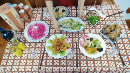 Fleurs épanouies sous la pleine lune 花好月圆