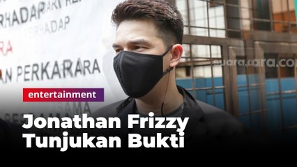 Jonathan Frizzy Tunjukan Bukti Ditendang oleh Dhena Devanka
