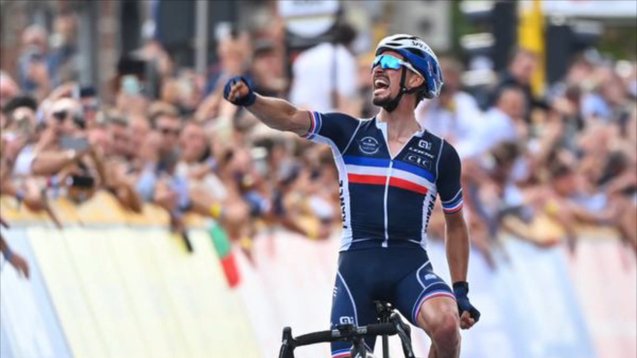 Julian Alaphilippe conserve au panache son titre de champion du monde