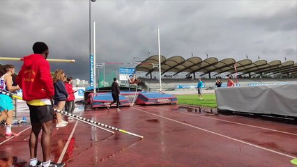 VIDÉO. Niort : l'athlétisme reprend le chemin de la compétition au stade René-Gaillard