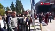 Arazi toplulaştırma çalışmasını protesto eden köylüler, AKP'li belediyeyi taşladı, polis biber gazıyla müdahale etti