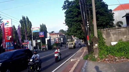 Suasana Jl Gatsu Timur