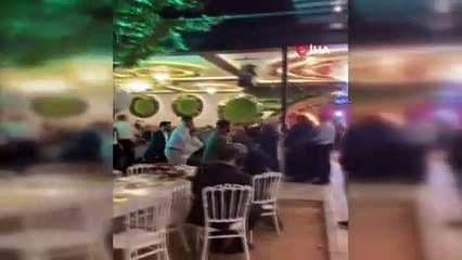 Yolda kamyonlarla konvoy yaptılar, düğün salonuna kamyon lastikleriyle girdiler