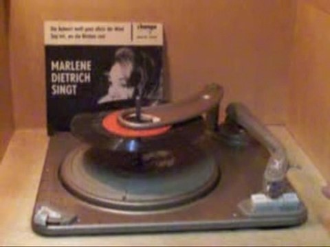 Marlena Dietrich - Sag mir wo die Blumen sind