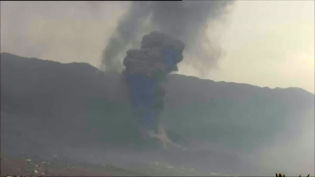 El volcán de Cumbre Vieja vuelve a estallar
