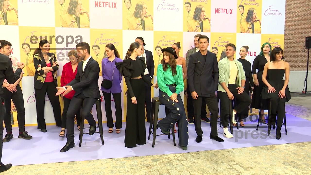 Rostros conocidos asisten al estreno de 'Fuimos canciones'