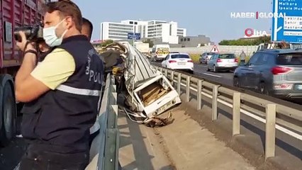 Tekirdağ Süleymanpaşa'da feci kaza: Araç bariyerlere girdi, 1 kişi öldü, 2 kişi yaralandı