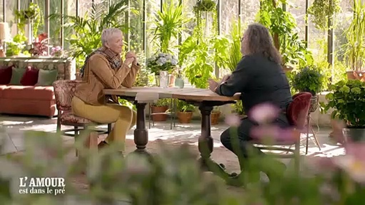 Paulette lors de son speed-dating avec Dan dans "L'amour est dans le pré", sur M6